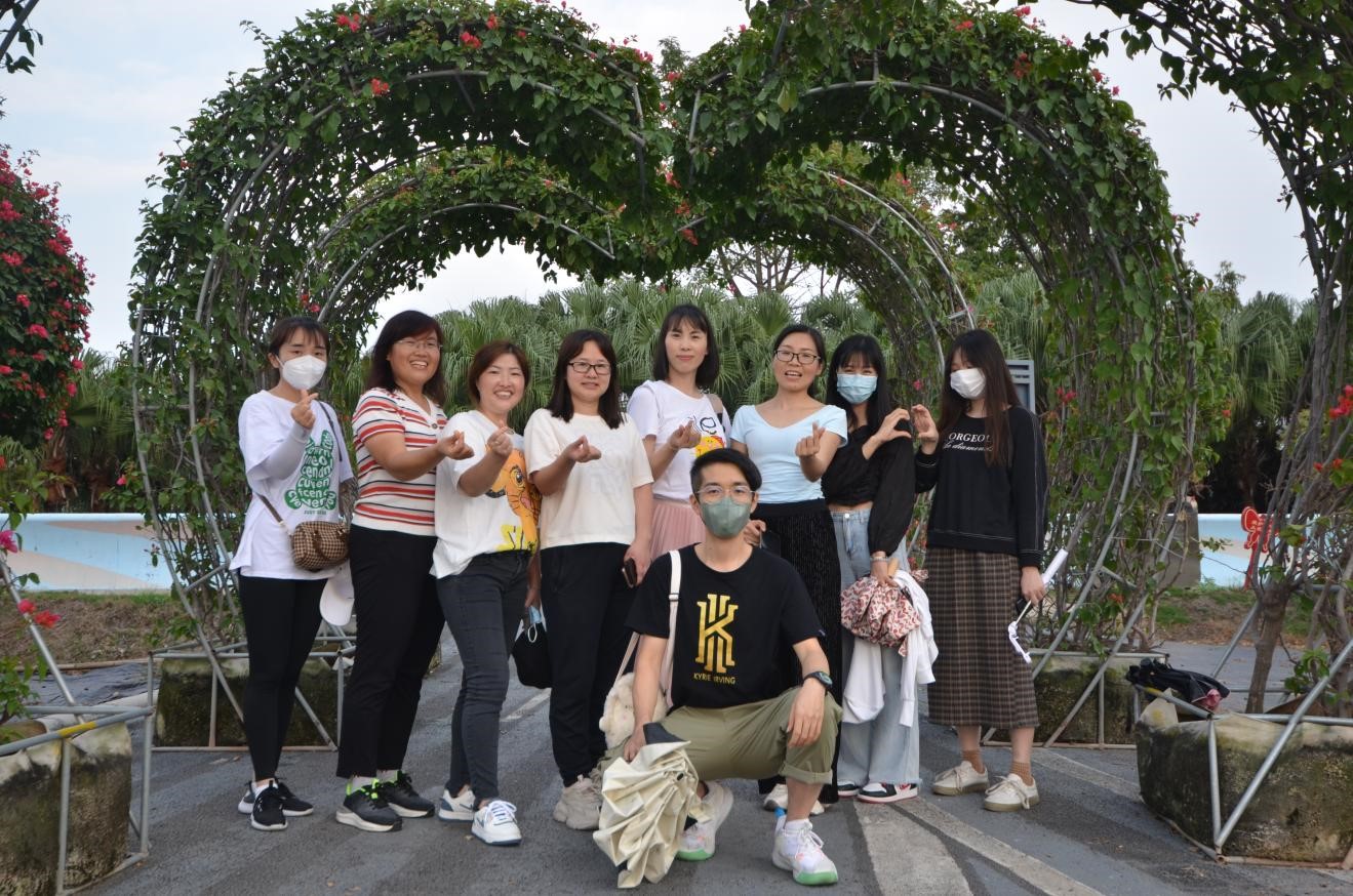 午夜成人在线观看新能源西江花海團建